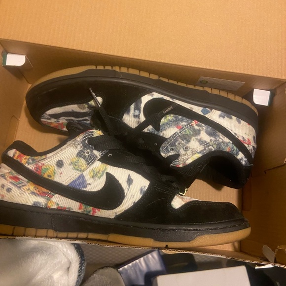 Supreme dunks - Picture 5 of 6
